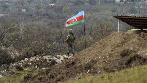 Azerbaycan askerinin sisli havada kaybolduğu anlaşıldı